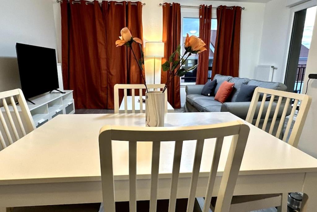 Appartement Cozy - Quartier Residentiel Melun Ngoại thất bức ảnh
